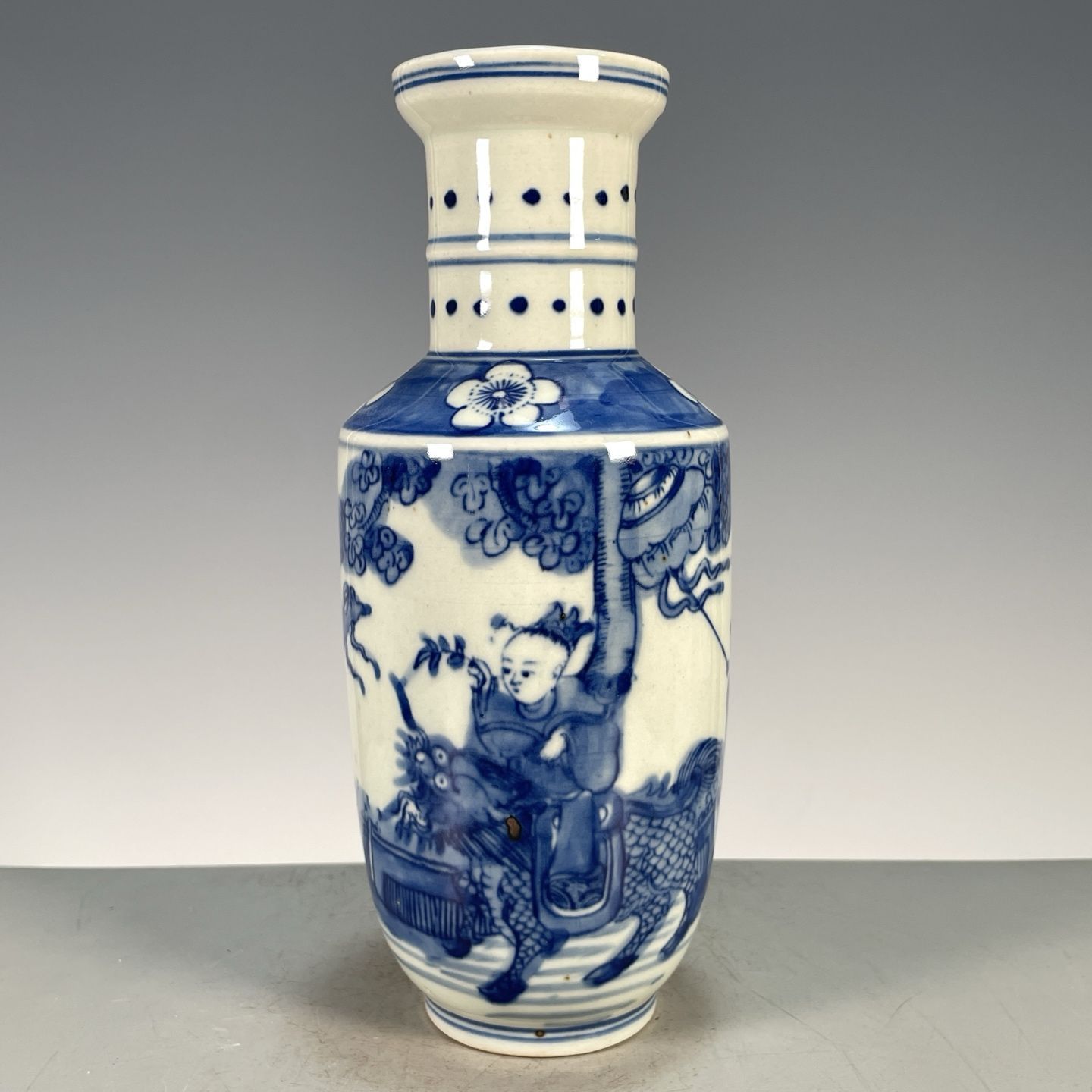 Vintage Collectible Pottery - Сине-белая фарфоровая ваза-рулетка с ручной росписью,